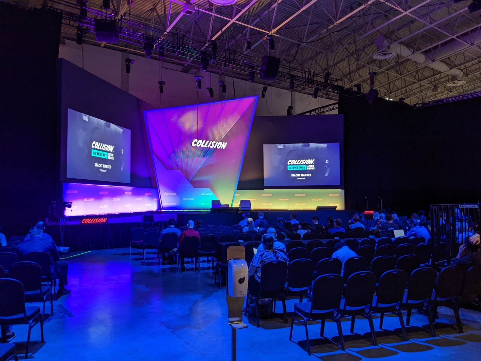 Discover the backend operations that let hosts enjoy stress-free planning.